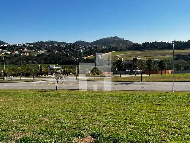Terreno com 484m², à venda, no bairro Chácara Terra Nova em Jundiaí