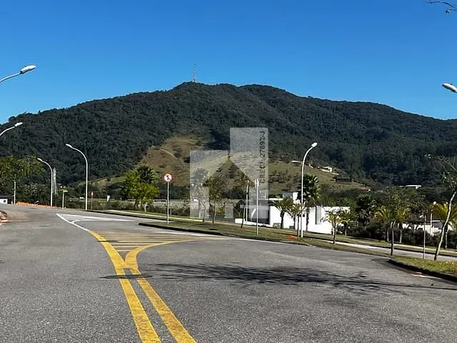 Terreno com 484m², à venda, no bairro Chácara Terra Nova em Jundiaí