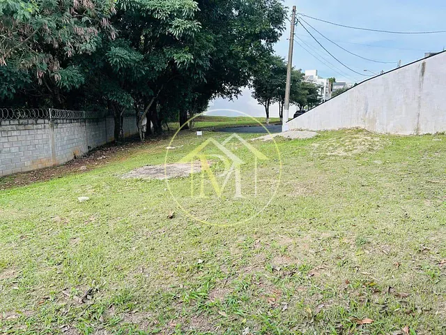 Terreno com 409m², à venda, no bairro Condomínio Residencial Flores em Votorantim