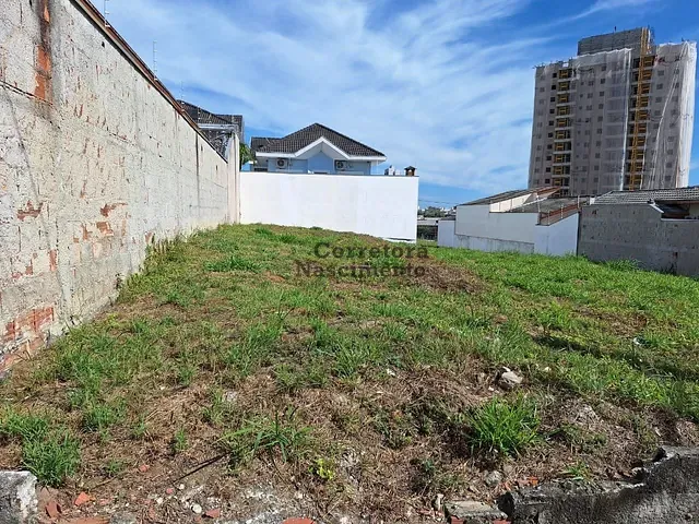 Terreno com 250m², à venda, no bairro Vila Branca em Jacareí