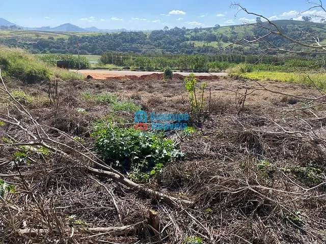 Terreno com 387m², à venda, no bairro Residencial Vale da Mata em Guaxupé