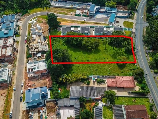 Terreno à venda, no bairro Santa Felicidade em Curitiba
