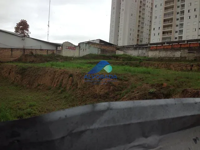 Terreno com 2644m², à venda, no bairro Jardim São Dimas em São José dos Campos