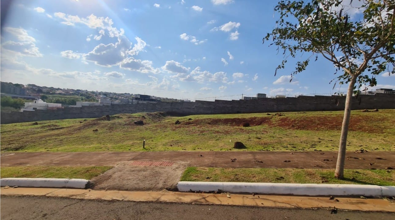 Terreno, 268 m² - Foto 1