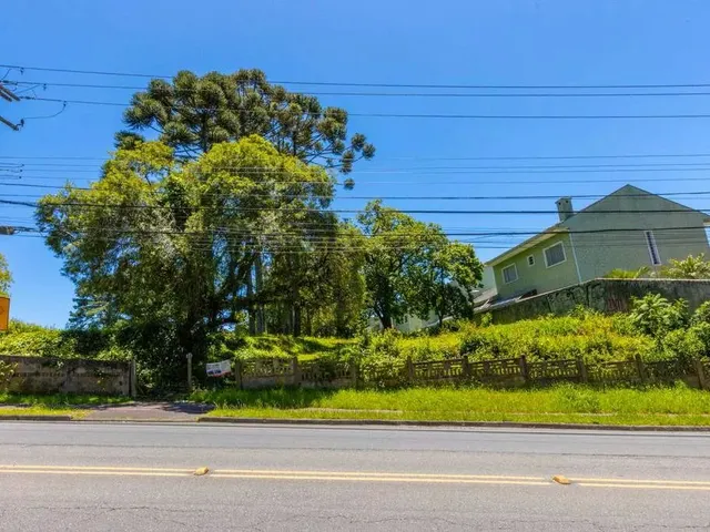 Terreno à venda, no bairro Santa Felicidade em Curitiba