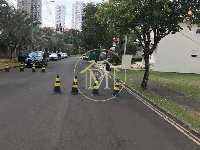 Terreno com 360m², à venda, no bairro Parque Campolim em Sorocaba