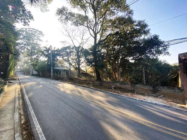 Terreno com 2334m², à venda, no bairro Parque Frondoso em Cotia