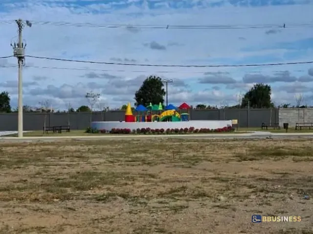 Terreno com 299m², à venda, no bairro Parque Tarcisio Miranda em Campos dos Goytacazes