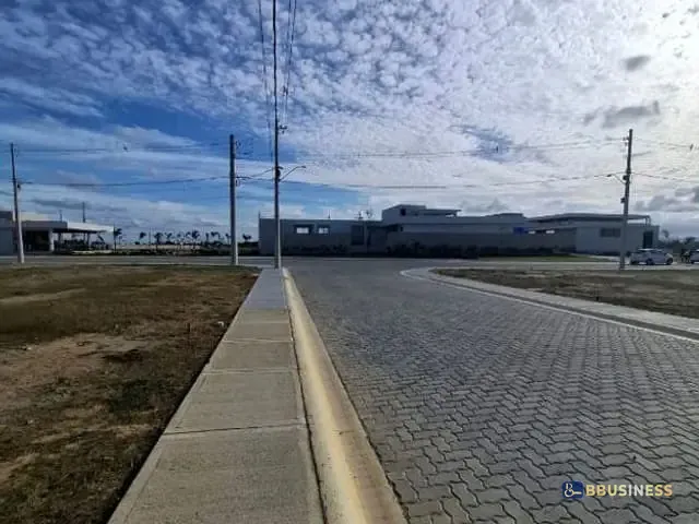 Terreno com 299m², à venda, no bairro Parque Tarcisio Miranda em Campos dos Goytacazes