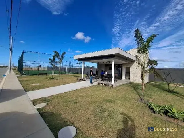 Terreno com 299m², à venda, no bairro Parque Tarcisio Miranda em Campos dos Goytacazes