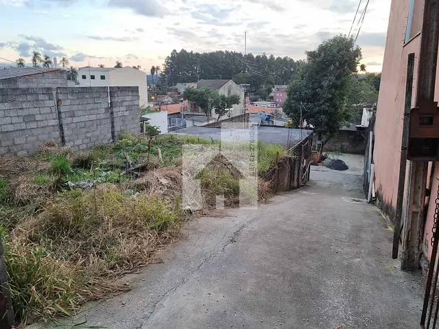 Terreno com 250m², à venda, no bairro Parque Centenário em Jundiaí