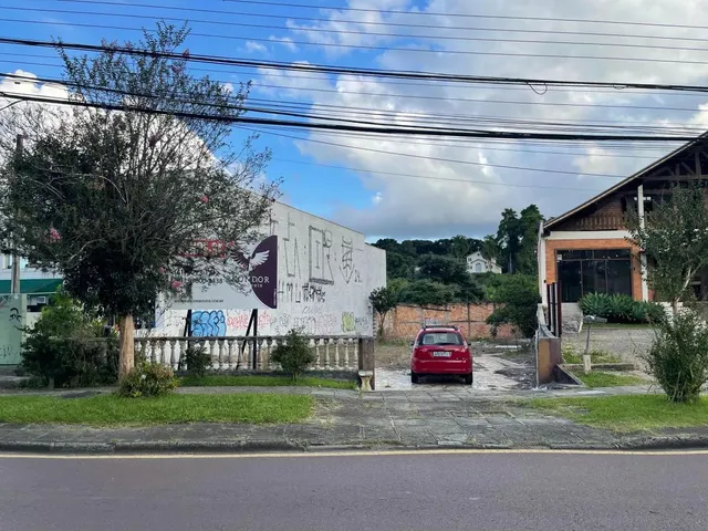 Terreno com 558m², à venda, no bairro Santa Felicidade em Curitiba