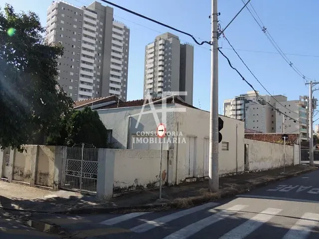 Terreno com 270m², à venda, no bairro Vila Jaboticabeira em Taubaté