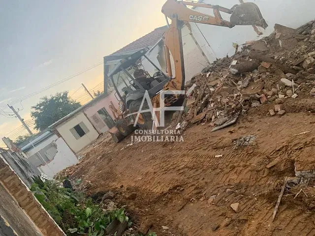 Terreno com 270m², à venda, no bairro Vila Jaboticabeira em Taubaté