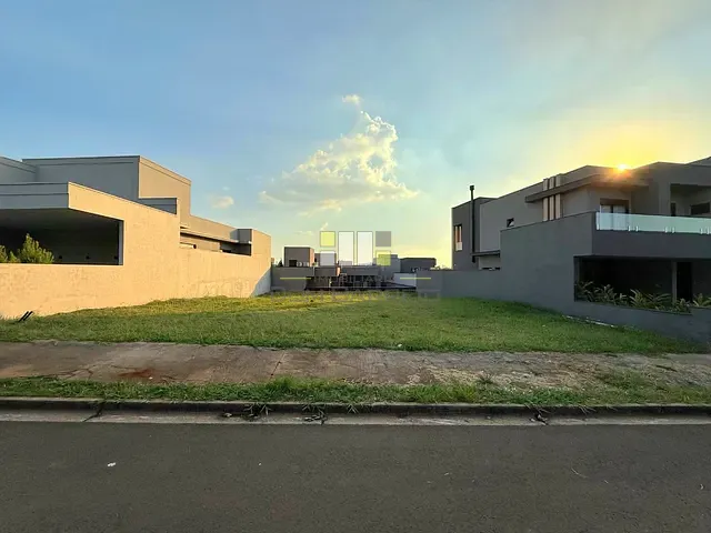 Terreno com 452m², à venda, no bairro Parque Nova Carioba em Americana