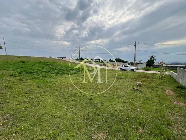 Terreno com 1021m², à venda, no bairro Caputera em Sorocaba