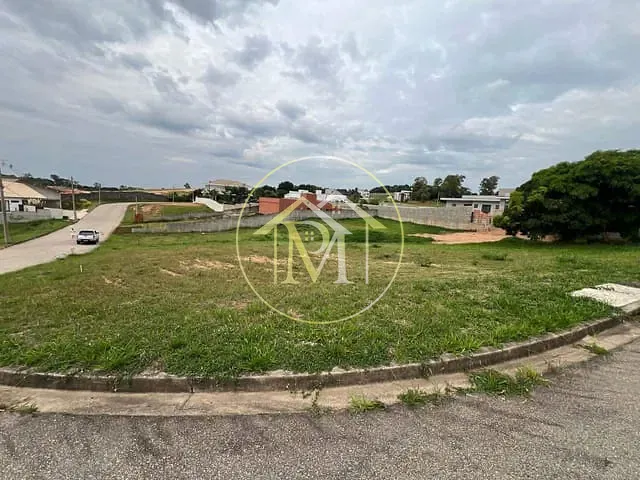 Terreno com 1021m², à venda, no bairro Caputera em Sorocaba