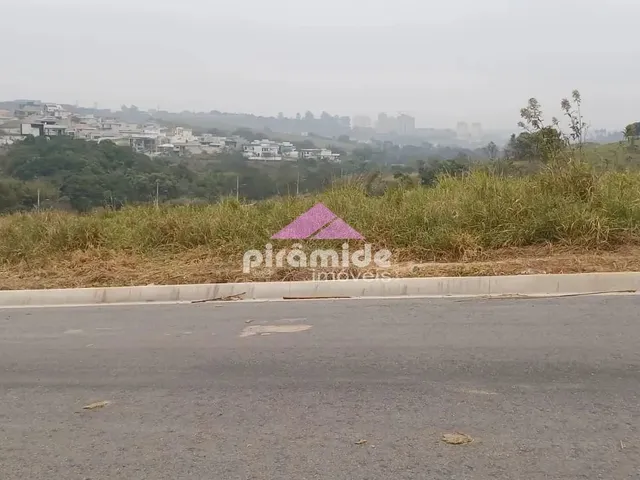 Terreno com 250m², à venda, no bairro Putim em São José Dos Campos