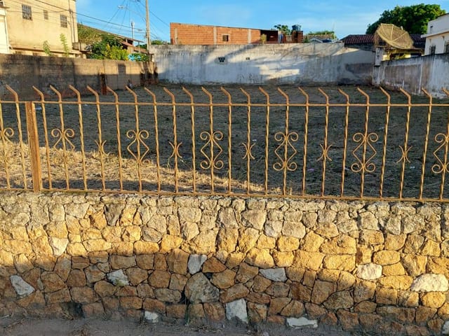 Terreno com 730m², à venda, no bairro Goitacazes em Campos dos Goytacazes