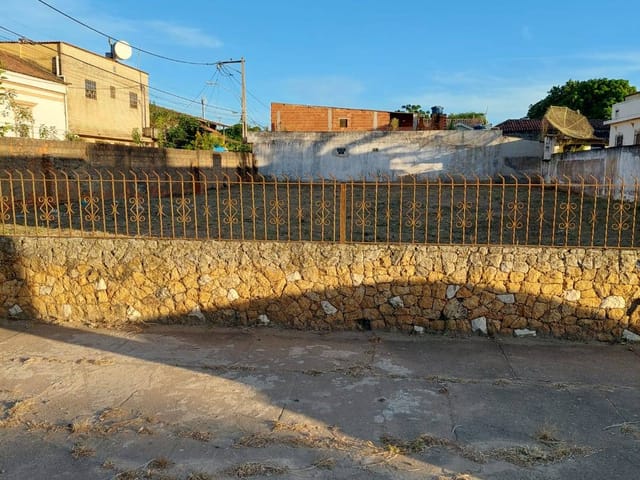 Terreno com 730m², à venda, no bairro Goitacazes em Campos dos Goytacazes