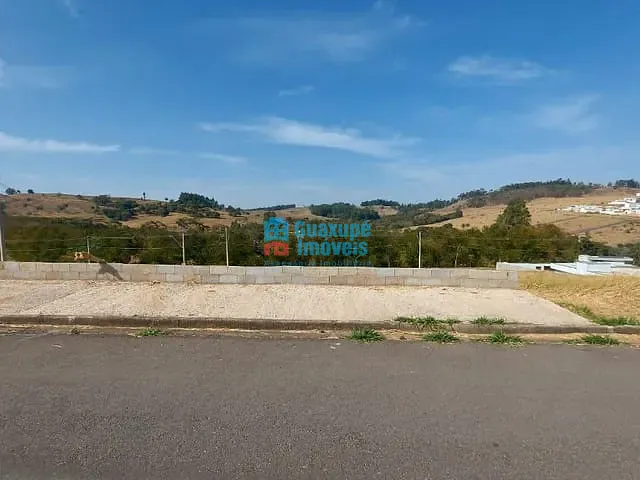 Terreno com 385m², à venda, no bairro Vale da Mata em Guaxupé
