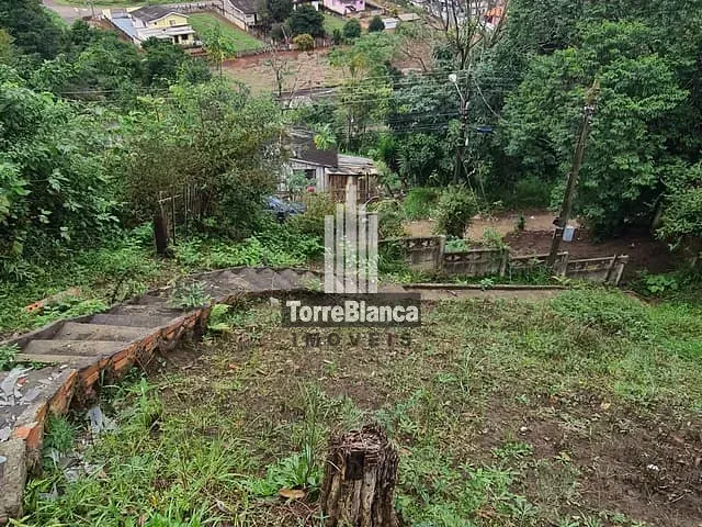 Terreno com 416m², à venda, no bairro Ronda em Ponta Grossa