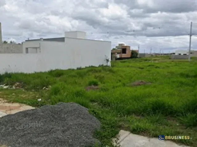 Terreno com 140m², à venda, no bairro Cidade Jardim em Campos dos Goytacazes