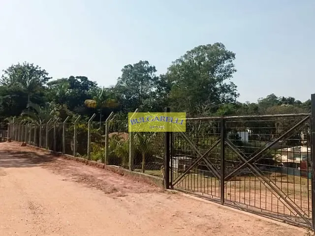 Terreno com 3200m², à venda, no bairro Ivoturucaia em Jundiaí