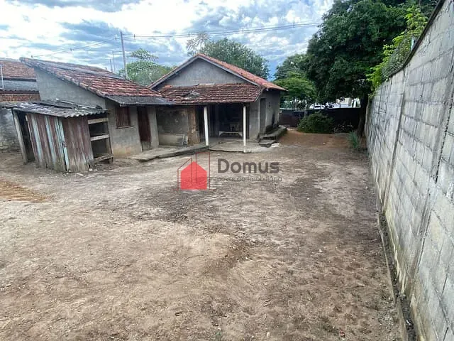 Terreno com 350m², à venda, no bairro Jardim Elvira Moreira em Pindamonhangaba