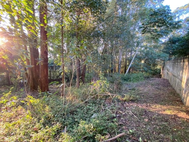 Terreno com 1032m², à venda, no bairro Granja Viana em Carapicuíba