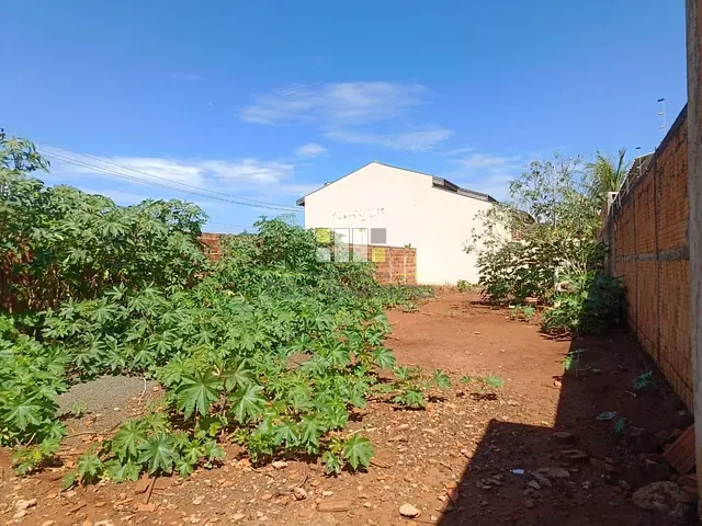 Terreno com 283m², para alugar, no bairro Centro em Sumaré