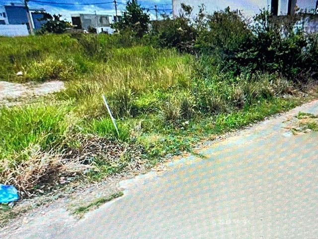 Terreno com 180m², à venda, no bairro Residencial Village em Campos dos Goytacazes