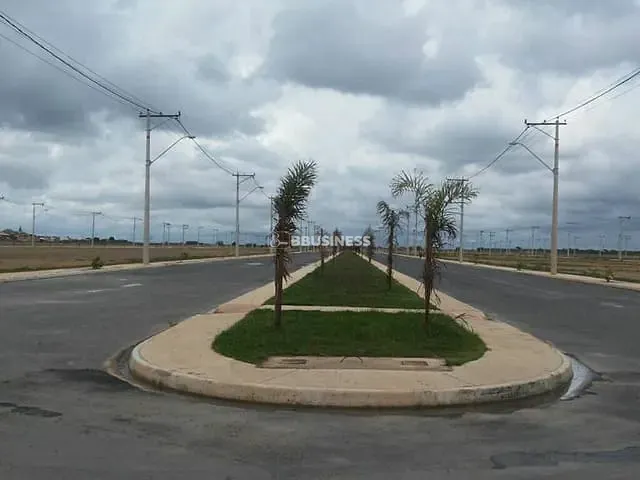 Terreno com 180m², à venda, no bairro Residencial Village em Campos dos Goytacazes
