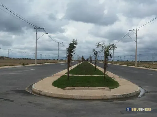 Terreno com 180m², à venda, no bairro Residencial Village em Campos dos Goytacazes