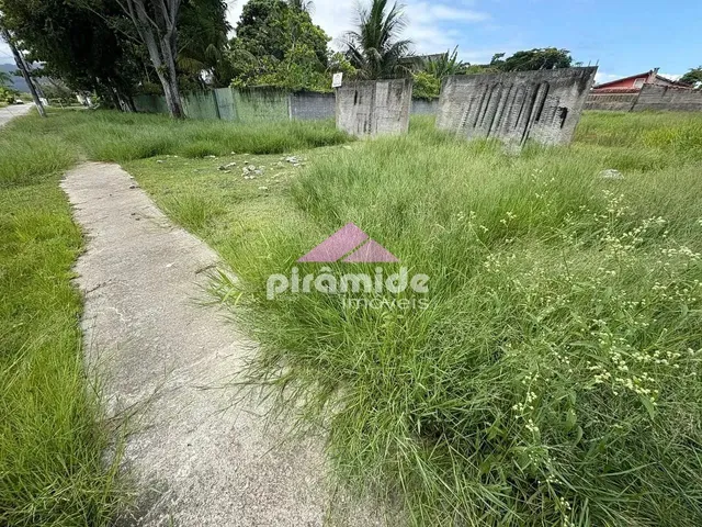 Terreno com 245m², à venda, no bairro Jardim das Gaivotas em Caraguatatuba