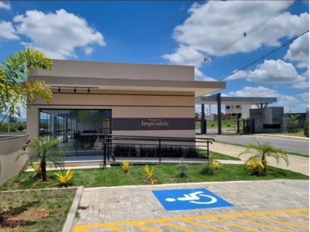 Terreno com 249m², à venda, no bairro Loteamento Industrial Água Preta em Pindamonhangaba