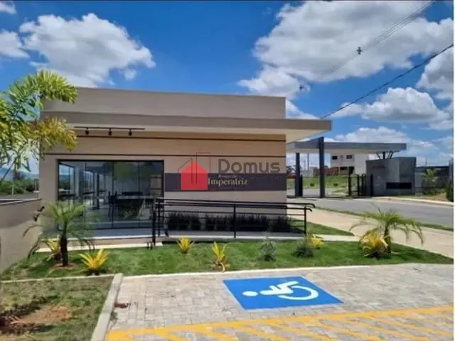 Terreno com 249m², à venda, no bairro Loteamento Industrial Água Preta em Pindamonhangaba