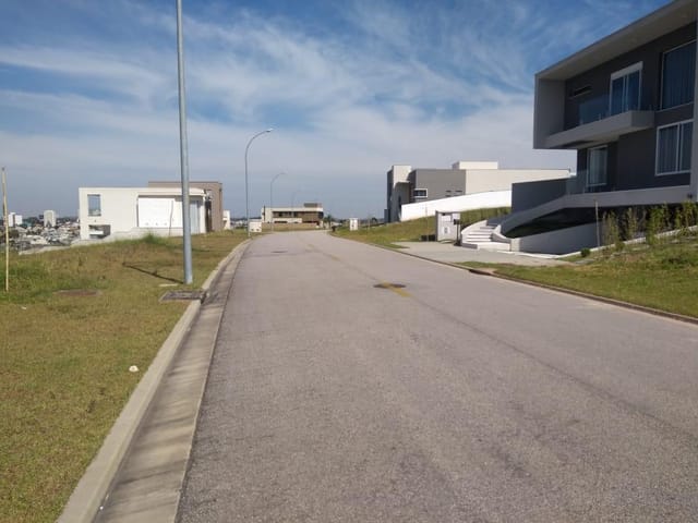 Terreno com 487m², à venda, no bairro Condomínio Residencial Alphaville em São José dos Campos