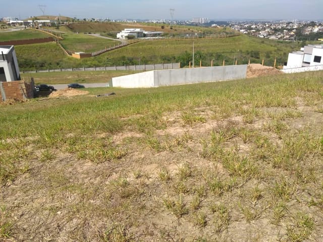 Terreno com 487m², à venda, no bairro Condomínio Residencial Alphaville em São José dos Campos