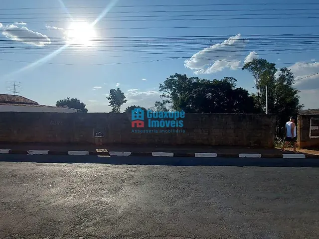 Terreno com 660m², à venda, no bairro Recreio dos Bandeirantes em Guaxupé