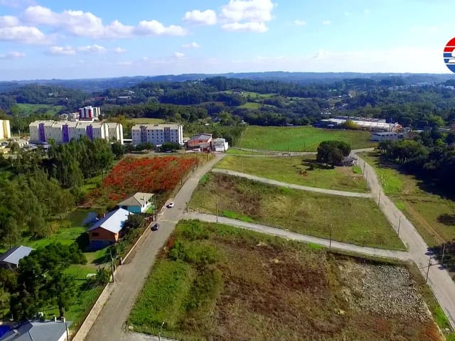 Terreno com 360m², à venda, no bairro Nossa Senhora das Graças em Caxias do Sul