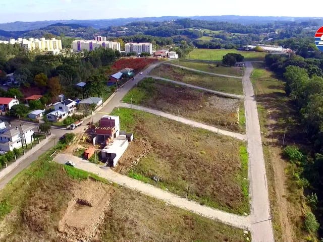 Terreno com 360m², à venda, no bairro Nossa Senhora das Graças em Caxias do Sul