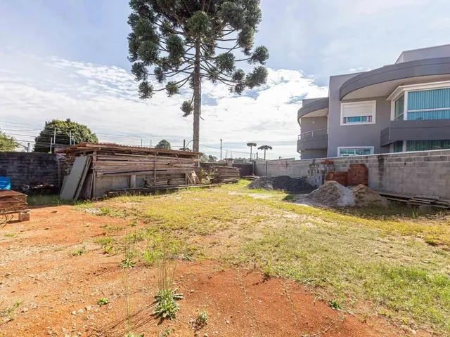Terreno à venda, no bairro Santa Felicidade em Curitiba