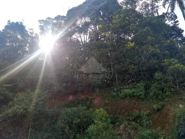 Terreno com 2494m², à venda, no bairro Quarta Divisão em Ribeirão Pires