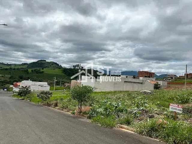 Terreno com 200m², à venda, no bairro Veredas da Serra em Andradas