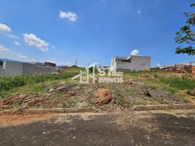 Terreno com 200m², à venda, no bairro Veredas da Serra em Andradas