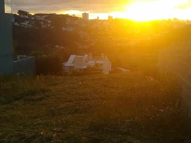 Terreno com 369m², à venda, no bairro São Luiz em Caxias do Sul