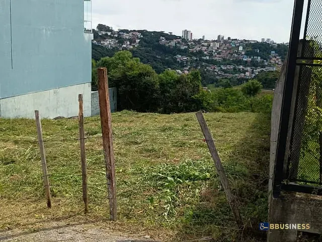 Terreno com 369m², à venda, no bairro São Luiz em Caxias do Sul