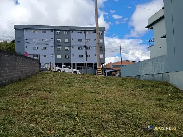 Terreno com 369m², à venda, no bairro São Luiz em Caxias do Sul