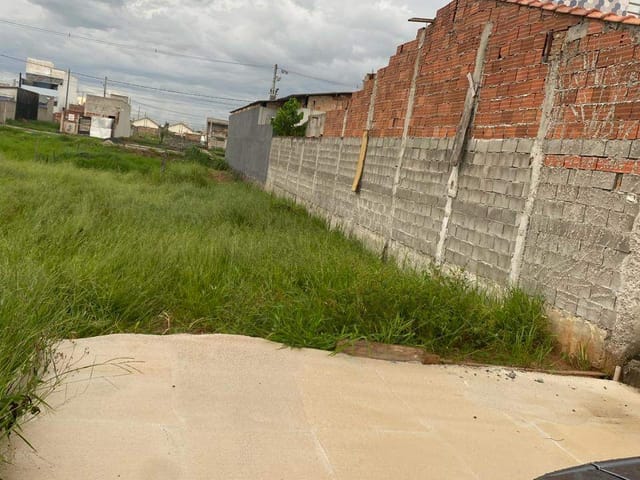 Terreno com 125m², à venda, no bairro Residencial e Comercial Portal dos Eucaliptos em Pindamonhangaba